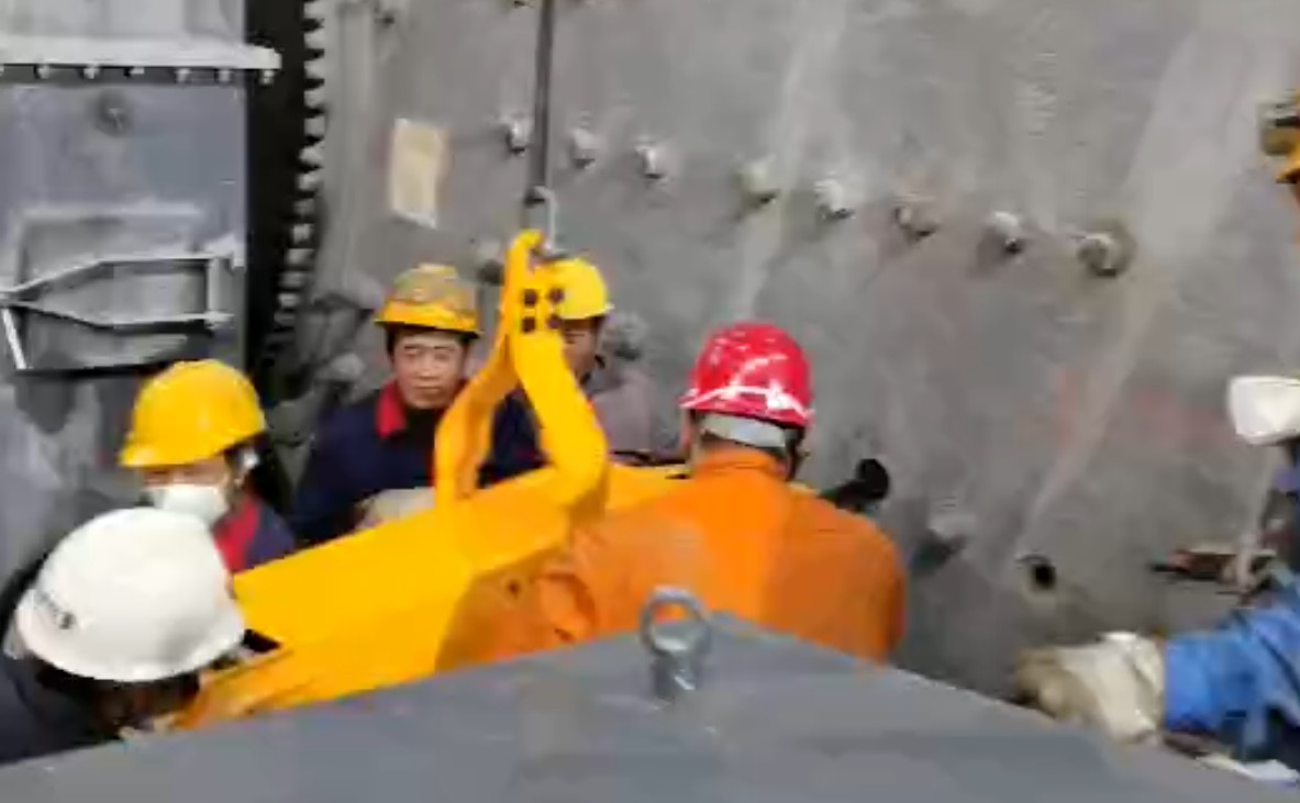 MC2-150B螺栓冲现场反馈使用视频